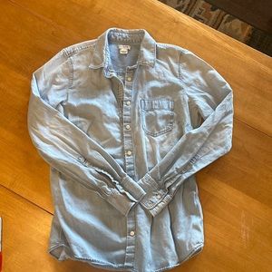 J Crew Chambray Button Down Shirt Womens